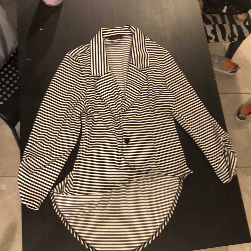A stripe cardigan